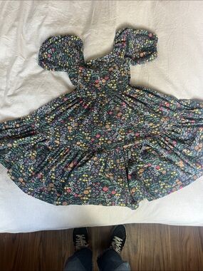 Girls Puff-Sleeve Floral Dress in Dark Green